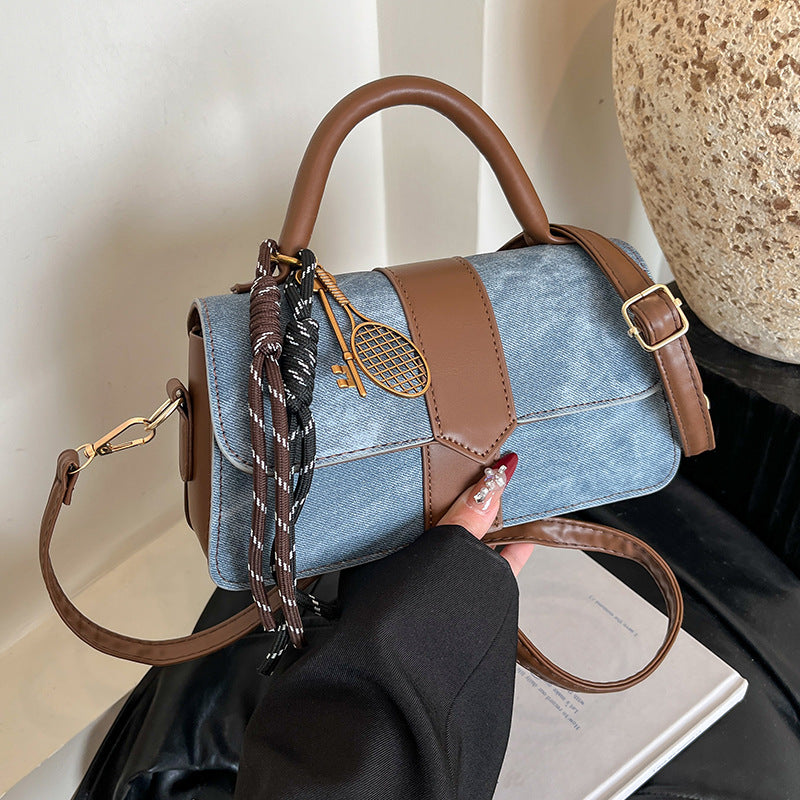 Damen modische Umhängetasche mit satiniertem Finish Nord Taschen