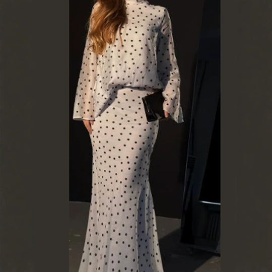 Damen Maxikleid mit taillenbetonter Meerjungfrauen-Silhouette und Tupfenprint Nord Taschen