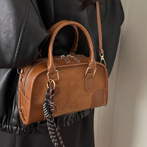 Damen Handtasche mit eleganten Details und hochwertiger Verarbeitung Nord Taschen