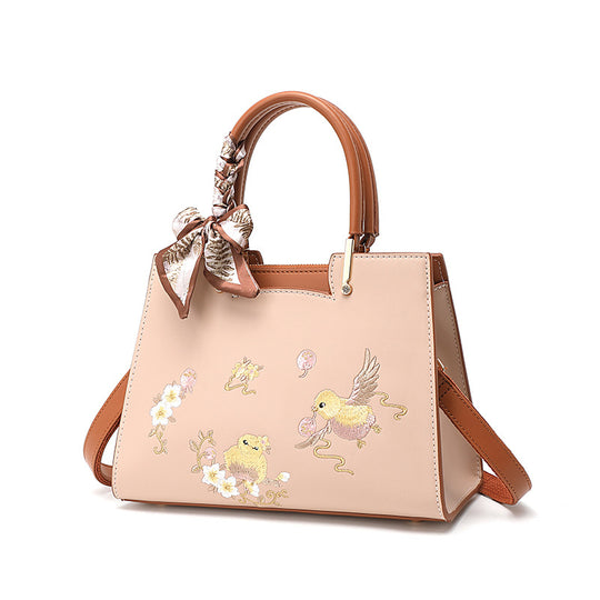 Damen modische Handtasche mit verspieltem Stickdesign Nord Taschen