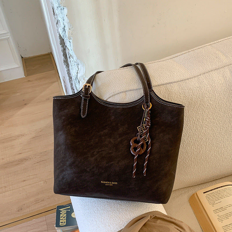 Damen minimalistischer Schultertasche mit hochwertiger Oberflächenstruktur Nord Taschen