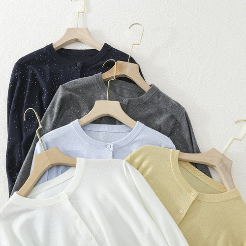 Damen Feiner Rundhals-Cardigan aus leichtem Feinstrick mit Perlmuttknopfleiste und dezentem Glitzereffekt Nord Taschen