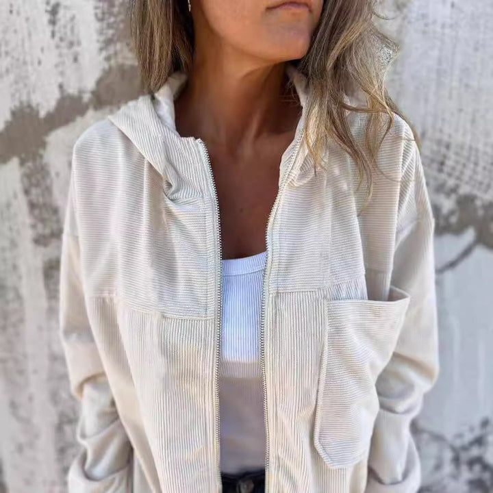 Damen leicht taillierte Cordjacke mit praktischen Taschen