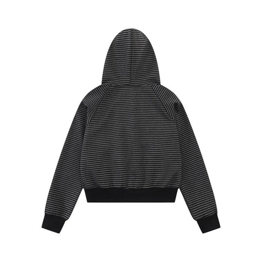 Damen gestreifte Kapuzen-Sweatjacke im Marine‑Look mit Doppelreiher‑Optik und Frontreißverschluss Nord Taschen