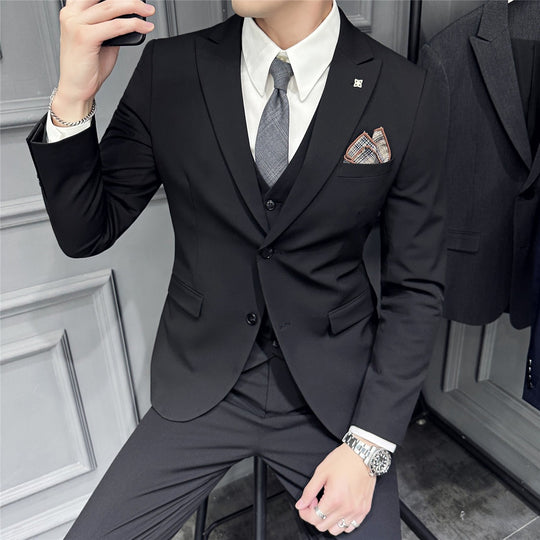 Herren Slim-Fit Businessanzug mit Weste, schmalem Revers und feiner Struktur Nord Taschen