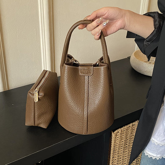 Damen Hobo-Tasche aus hochwertigem Leder mit praktischem Innenteil Nord Taschen