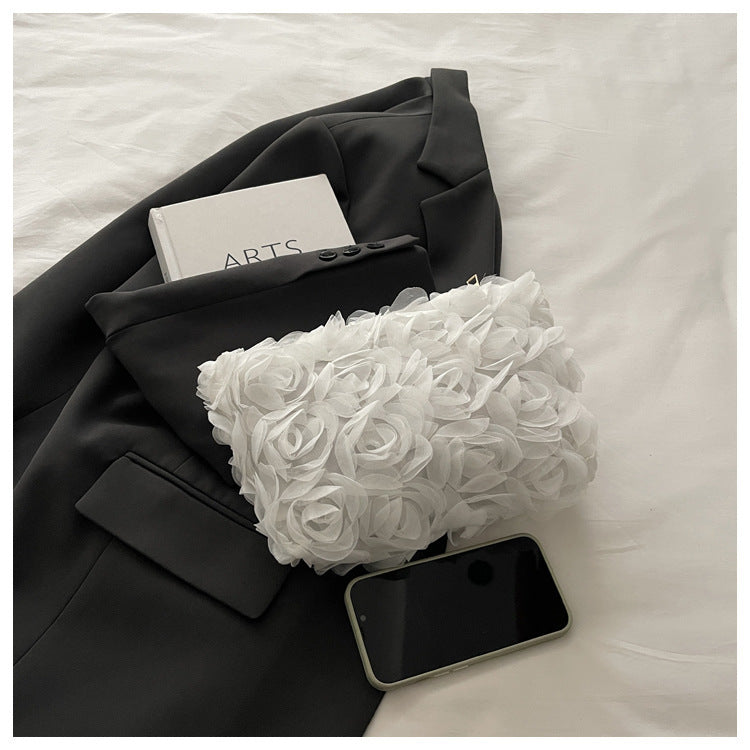 Damen romantische Clutch-Tasche mit floralen Akzenten Nord Taschen