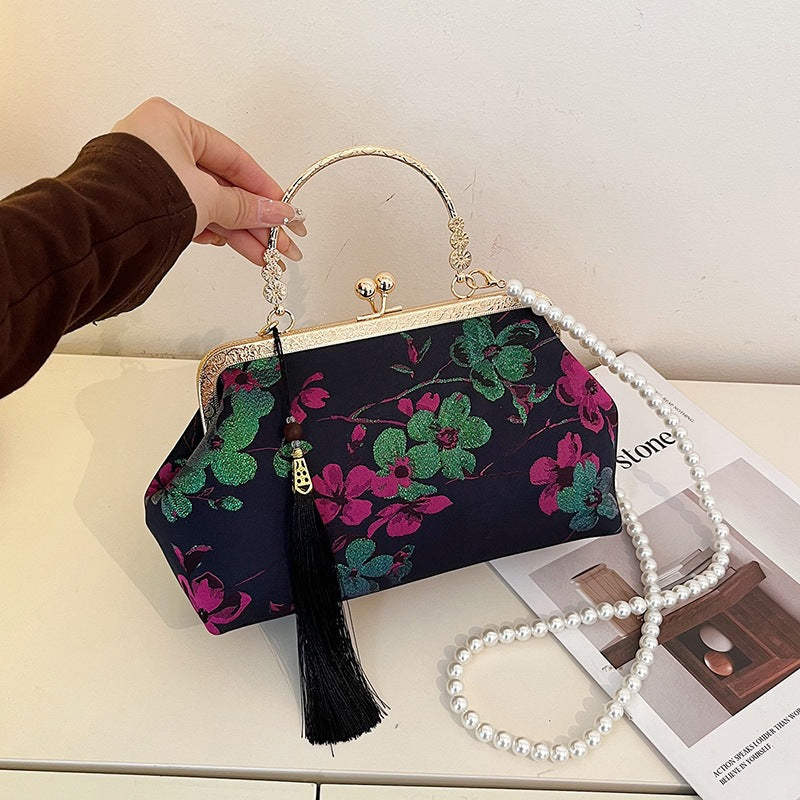 Damen elegante Clutch mit floralem Design Nord Taschen
