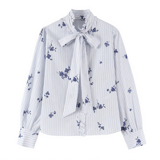 Damen Schlupfbluse mit Schleifenkragen, Rüschenpasse und floraler Stickerei Nord Taschen