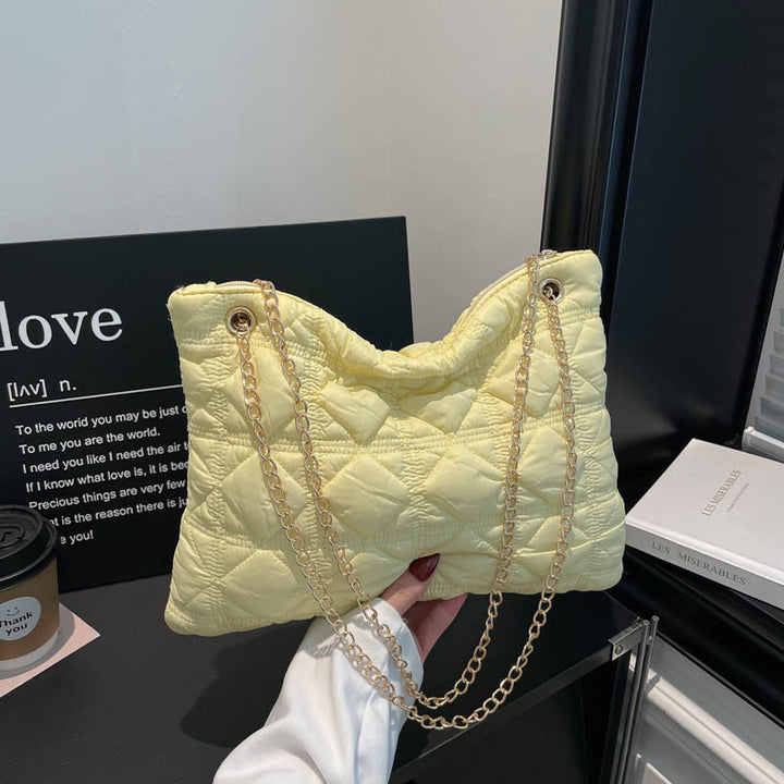 Damen elegante Kettenhandtasche mit gestepptem Design Nord Taschen