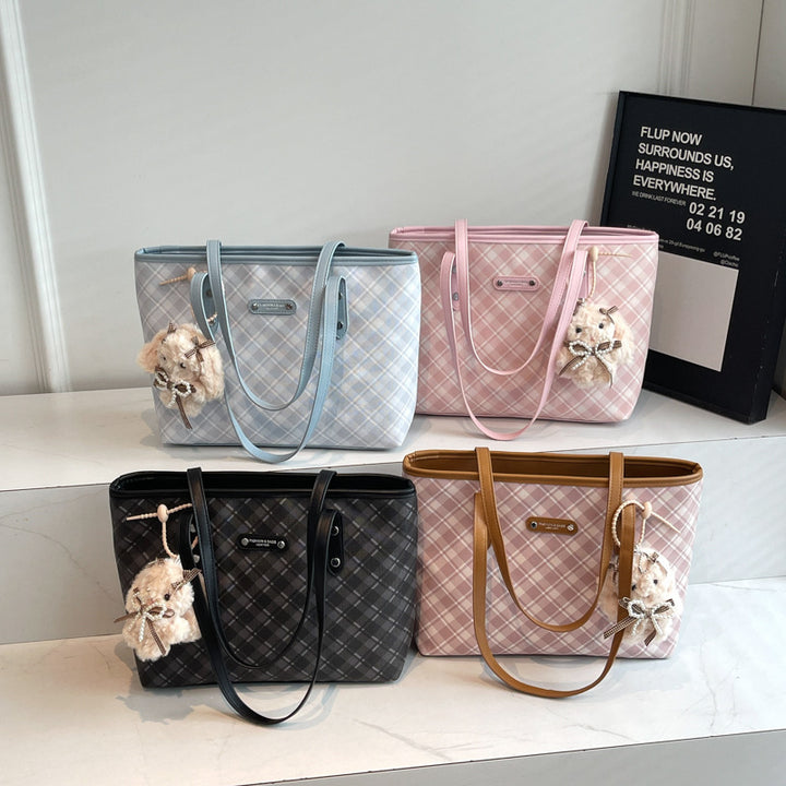 Damen modische Tragetasche im karierten Design Nord Taschen