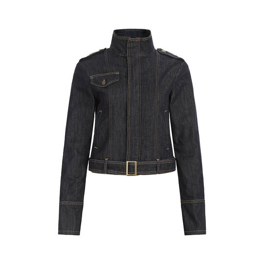 Damen taillierte Jeansjacke mit hohem Stehkragen, Taillengürtel und Schulterpatten Nord Taschen