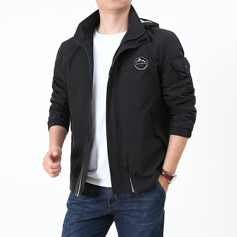 Herren Leichter Kapuzen-Softshellblouson im Urban-Outdoor-Stil mit Ärmeltasche und elastischen Bündchen Nord Taschen
