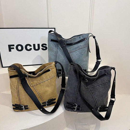 Damen Hobo-Tasche aus hochwertigem Denim mit eleganten Details Nord Taschen