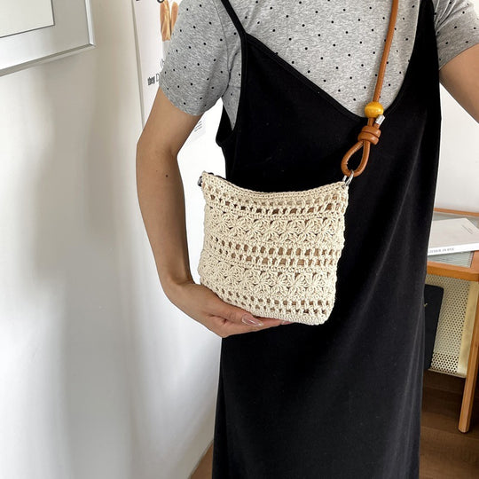 Damen gehäkelte Umhängetasche mit dekorativen Details Nord Taschen