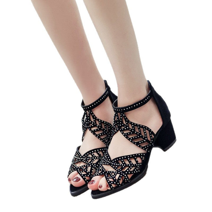 Damen Elegante Sandalen mit glamourösem Strassdetail und modischem Riemendesign