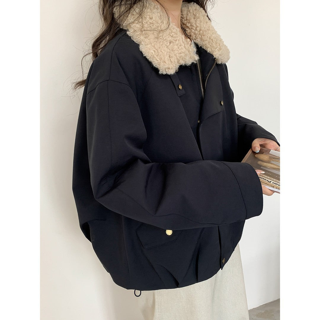 Damen Kurze Oversize-Bomberjacke mit Teddykragen und Druckknopfdetails Nord Taschen