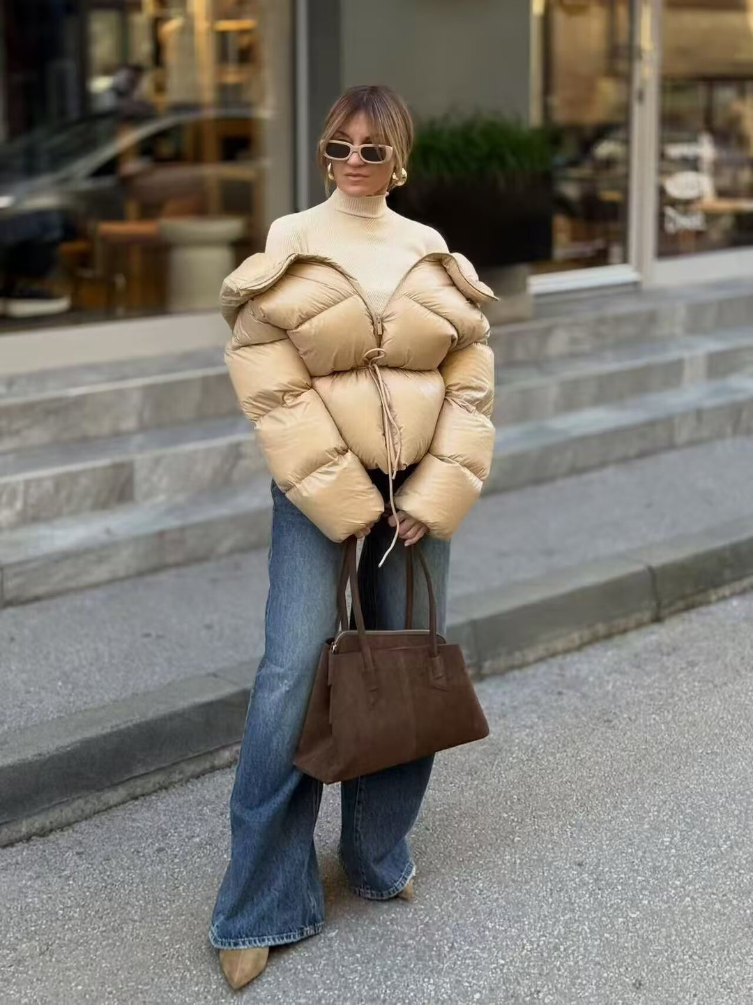 Damen Kurzsteppjacke im Carmen‑Look mit Tunnelzug‑Taillierung und voluminösen Ärmeln Nord Taschen