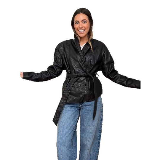 Damen Taillierter Wickel-Blouson aus strukturierter Lederoptik mit Bindegürtel Nord Taschen