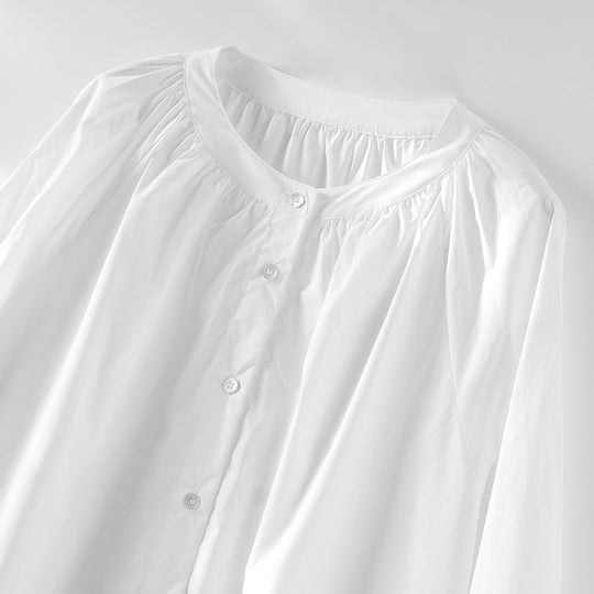 Damen Bluse mit Rundhalsausschnitt, durchgehender Knopfleiste und geraffter Passe Nord Taschen