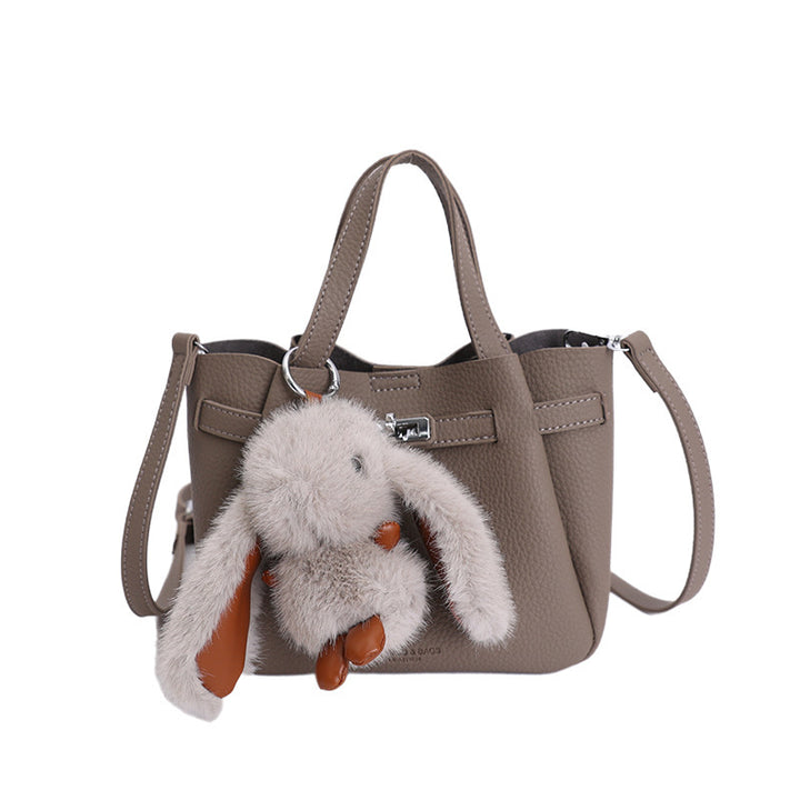 Damen Mini-Handtasche mit verspieltem Design und tierischem Anhänger Nord Taschen