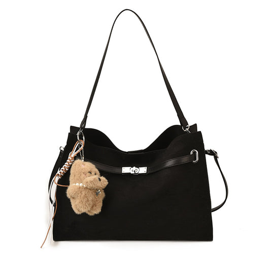 Damen elegante Umhängetasche aus weichem Wildleder mit abnehmbarem Plüschanhänger Nord Taschen