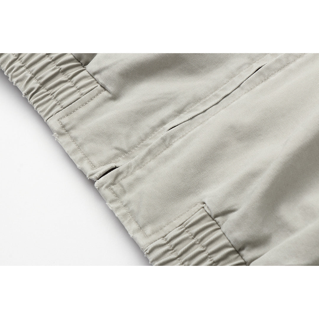 Herren Kurzblouson im Boxy‑Cut aus Canvas mit diagonalen Reißverschlusstaschen und elastischem Saum Nord Taschen