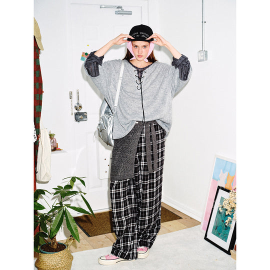 Damen Samtiges Longsleeve mit Schnürdetail und durchsichtigen Ärmel‑Einsätzen Nord Taschen