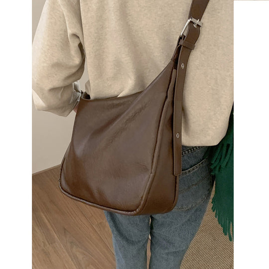 Damen Hobo-Tasche mit geschmeidiger Oberfläche und elegantem, verstellbarem Schulterriemen Nord Taschen