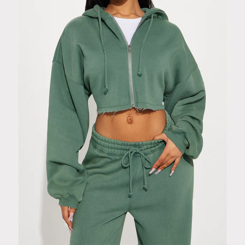 Damen gekürztes Reißverschluss-Kapuzenoberteil und hochtaillierte weite Fleece-Jogginghose Set Nord Taschen