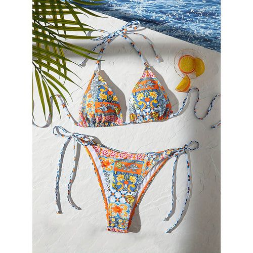 Damen Triangel-Bikini-Set mit verspielt floralem Muster und verstellbaren BindNord Taschenändern