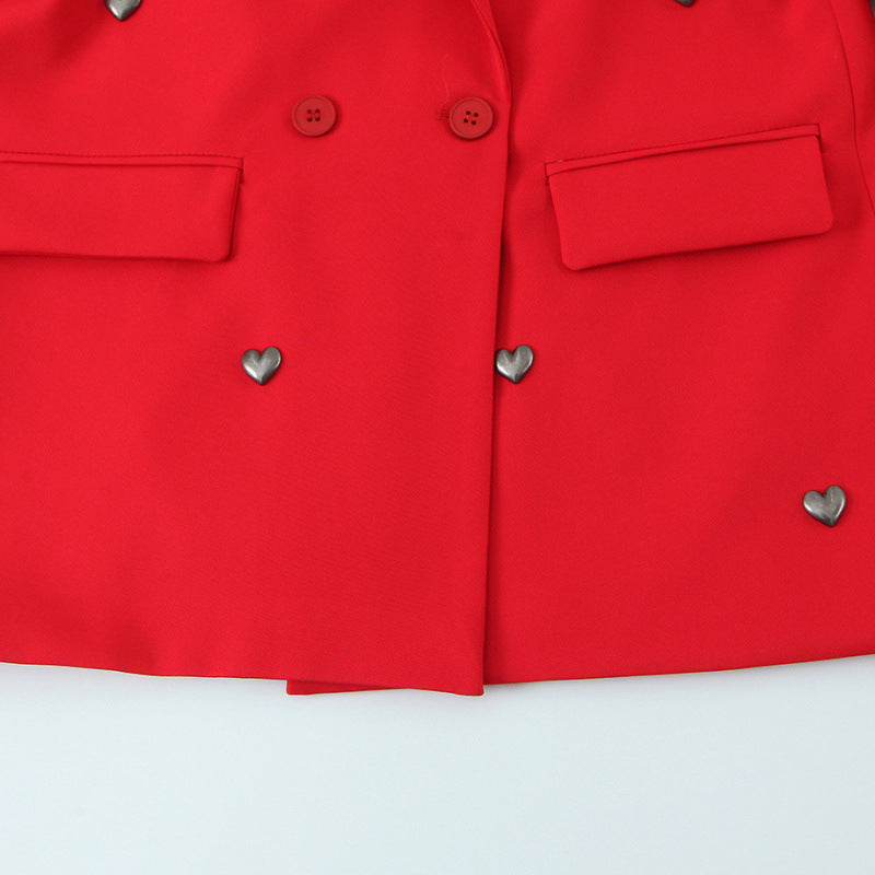 Damen Taillierter Doppelreihiger Blazer mit Herz‑Metallapplikationen und Pattentaschen Nord Taschen