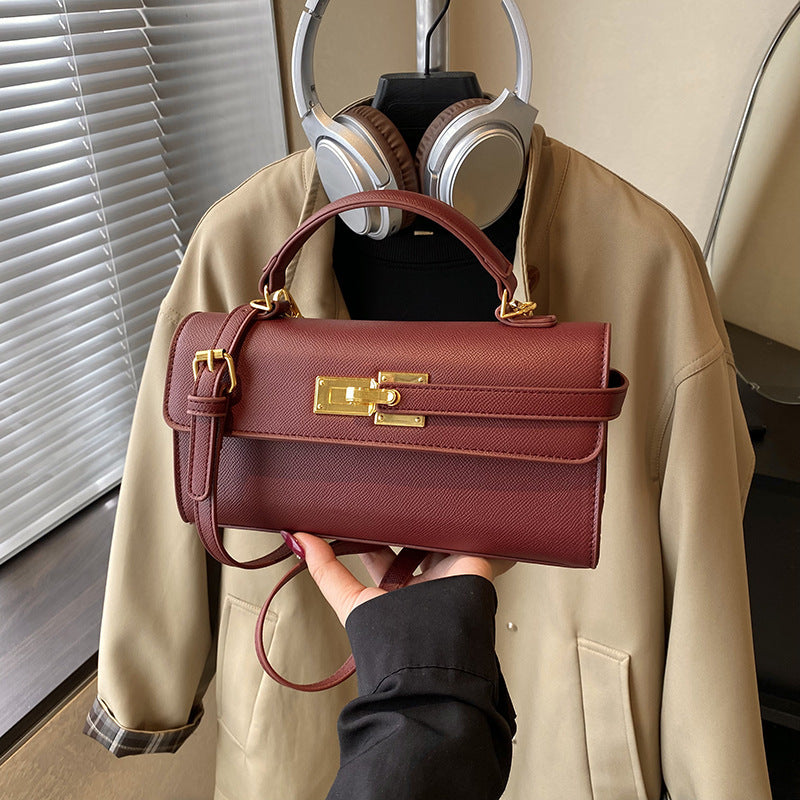 Damen Designer Umhängetasche mit luxuriösem Kettenverschluss Nord Taschen