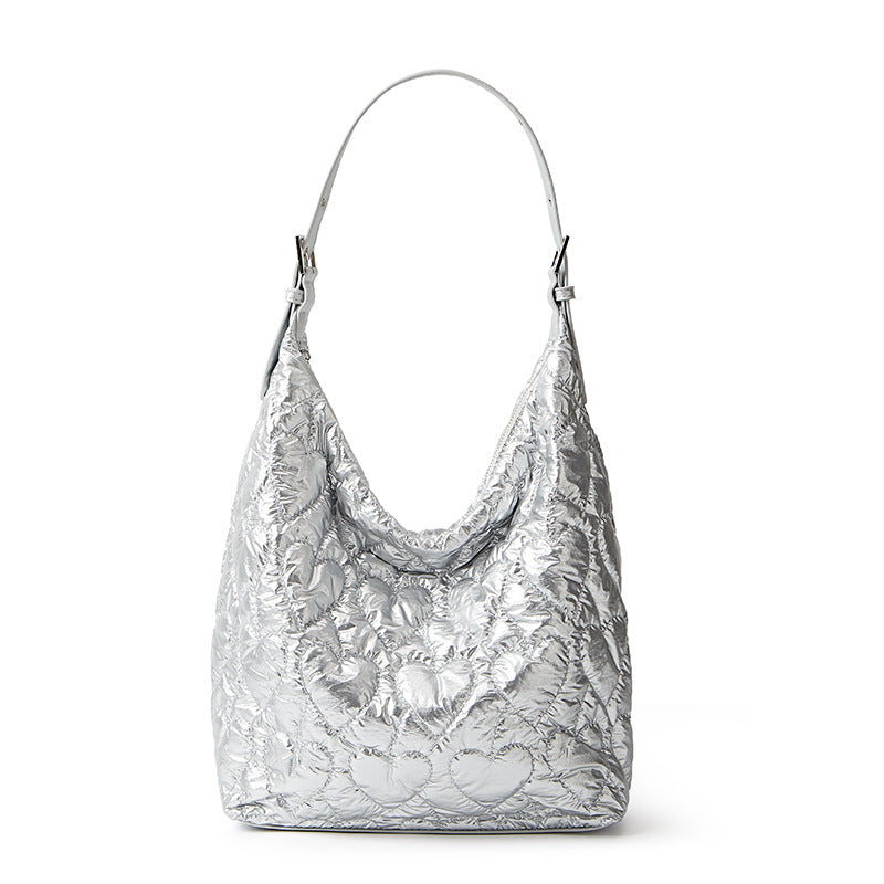 Damen Hobo-Tasche aus hochwertigem, gesteppte Kunstleder mit Herzmotiv Nord Taschen