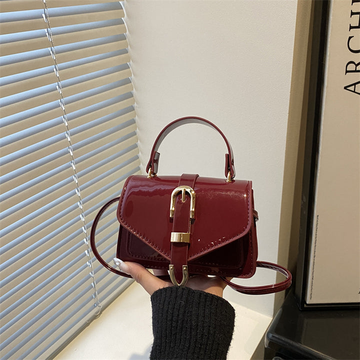 Damen elegante Handtasche mit praktischer Schnallenverzierung Nord Taschen