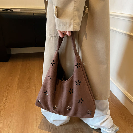 Damen Hobo-Tasche mit floralem Akzent und praktischem Mini-Portemonnaie Nord Taschen