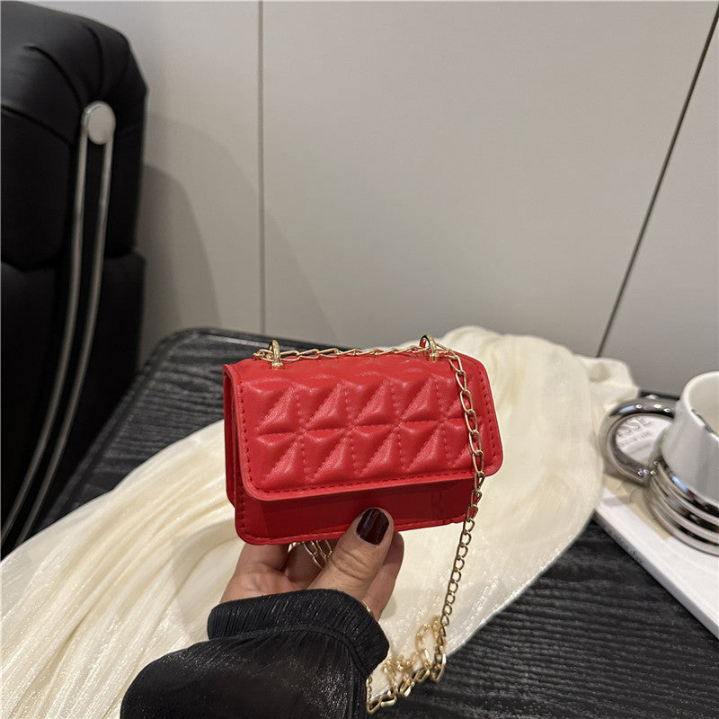 Damen elegante Clutch im strukturierten Design Nord Taschen