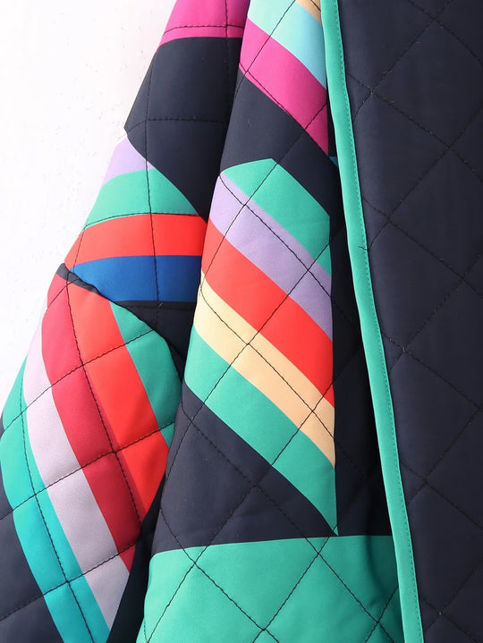 Damen Stepp-Kimonojacke mit geometrischem Colorblock-Print und offener Front Nord Taschen