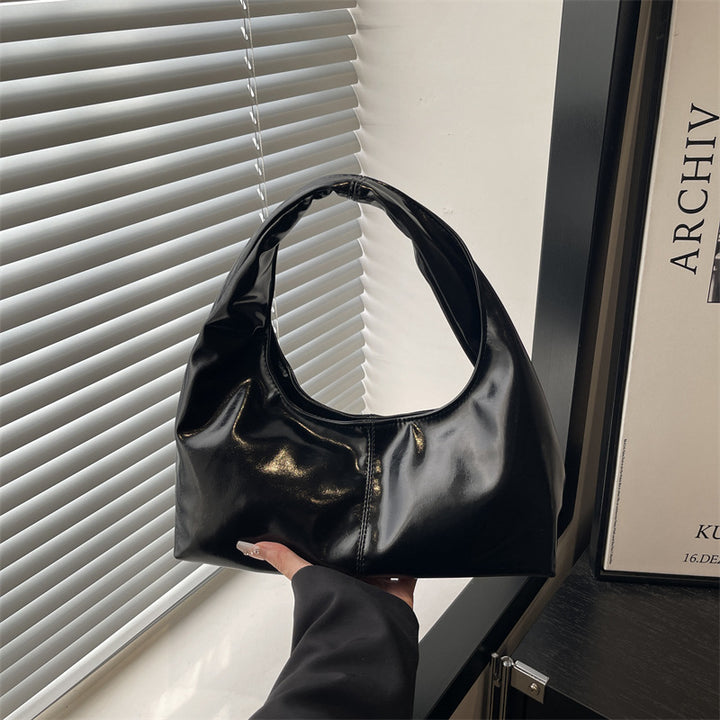 Damen Hobo-Handtasche mit elegantem, glänzendem Finish Nord Taschen