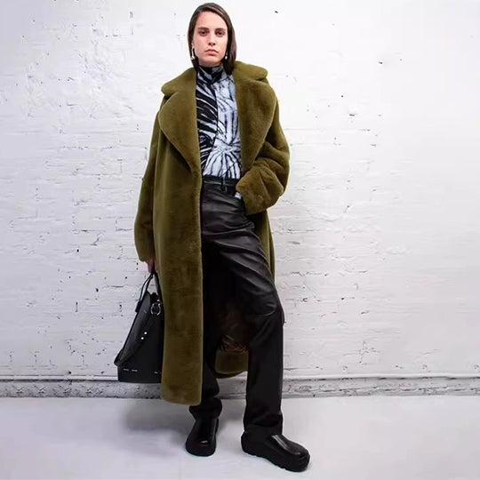 Damen Maxi Kunstpelzmantel im Teddy‑Finish mit extra großem Umlegekragen Nord Taschen