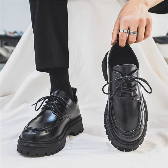 DamenModerne Schnürschuhe mit robustem Profil und trendigem Design - Vittorelli