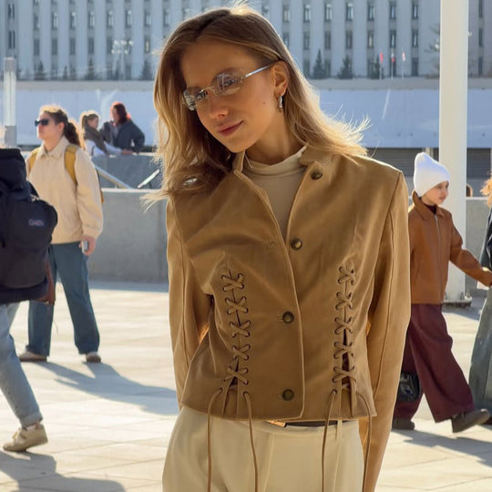 Damen Kurzjacke aus Veloursleder-Optik mit seitlichen Schnürungen & Stehkragen Nord Taschen