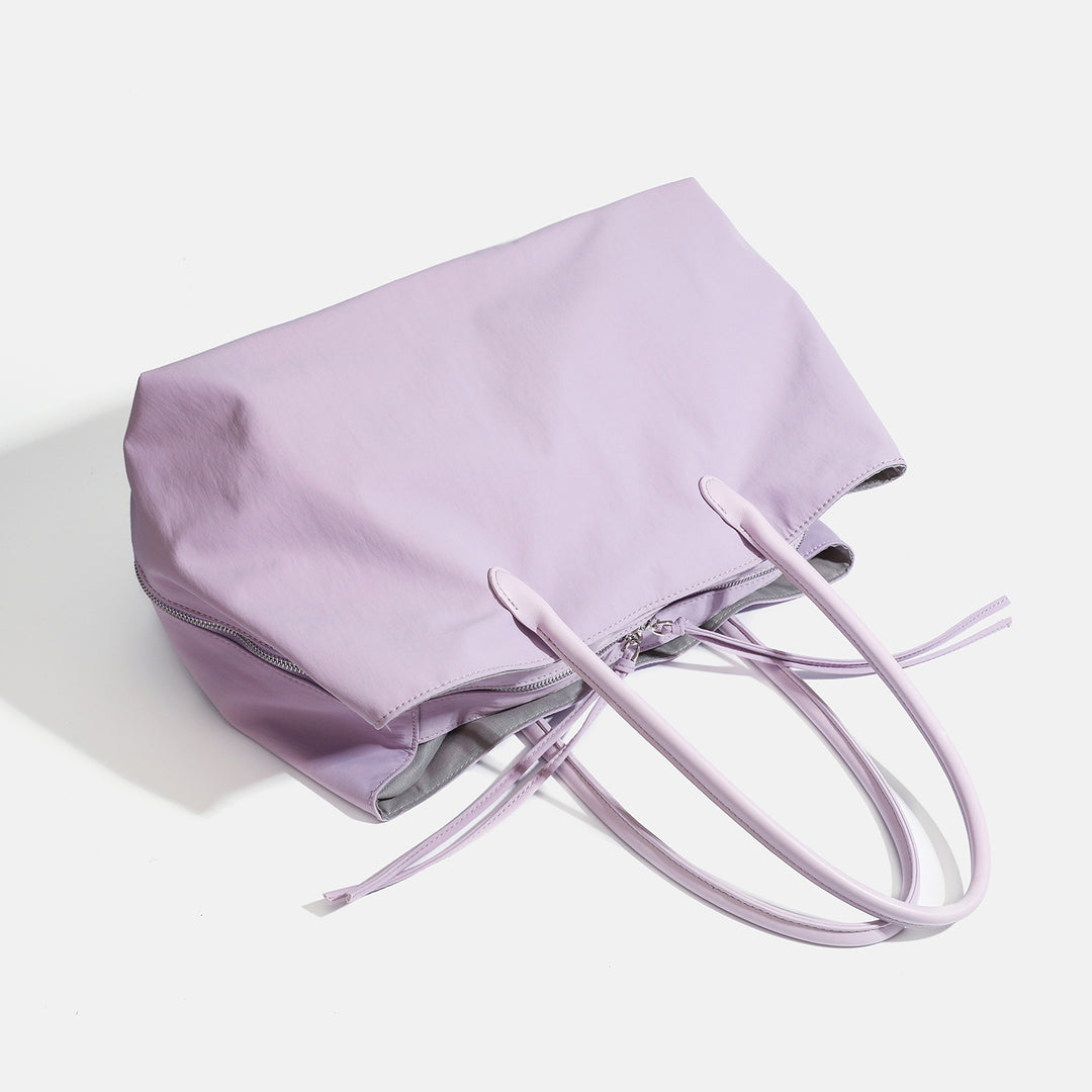 Damen Tragetasche mit elegantem Design und großzügigem Innenraum Nord Taschen