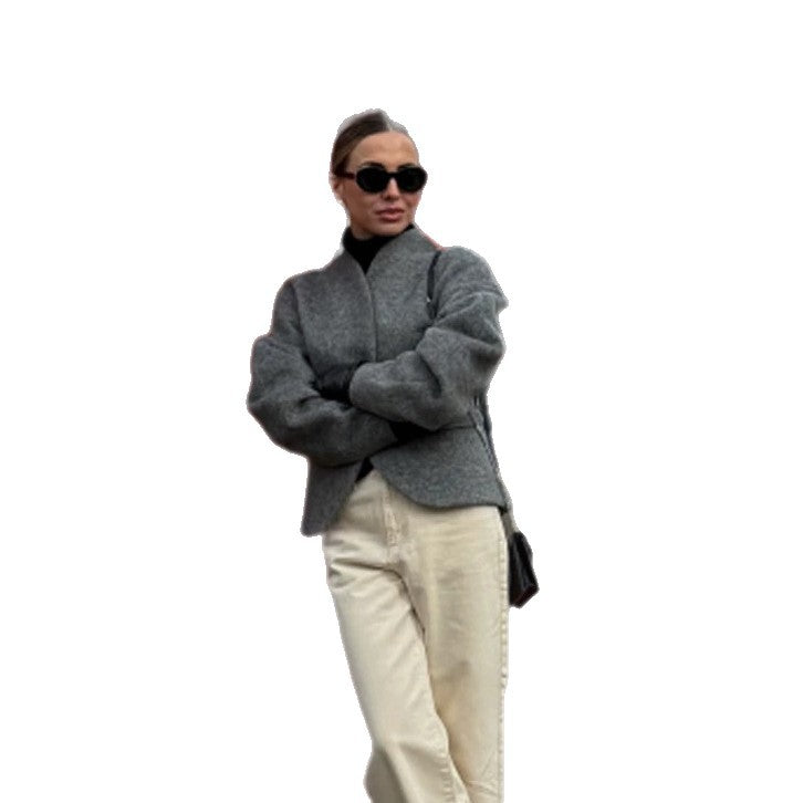 Damen Kurze Wolljacke mit Ballonärmeln und kastiger Silhouette Nord Taschen