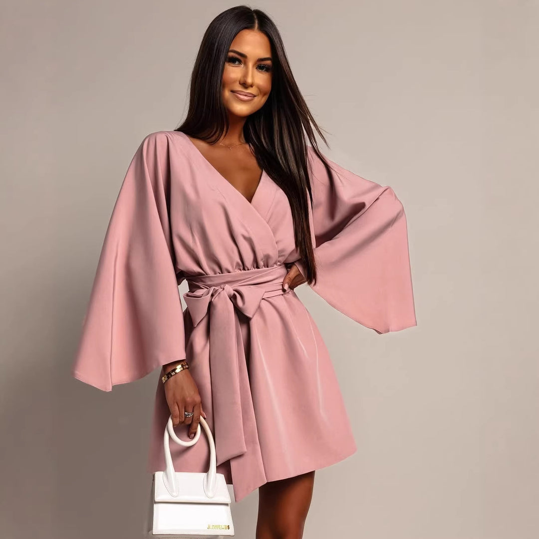 Damen Wickel-Minikleid mit Kimonoärmeln und Taillengürtel Nord Taschen