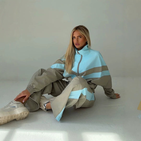 Damen Oversize-Trainingsanzug-Set mit Stehkragen und Kontraststreifen Nord Taschen