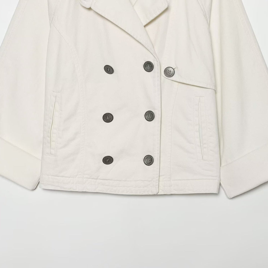 Damen Kurze Doppelreihige Cape‑Trenchjacke mit überschnittener Schulter und verstellbaren Ärmelriegeln Nord Taschen