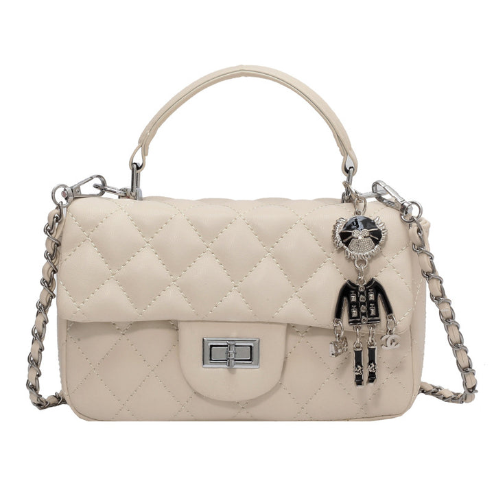 Damen elegante Schultertasche mit metallischen Akzenten Nord Taschen