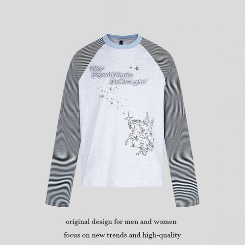 Damen Raglan-Langarmshirt im Astral-Motiv mit feinen Streifenärmeln und Relief-Print Nord Taschen