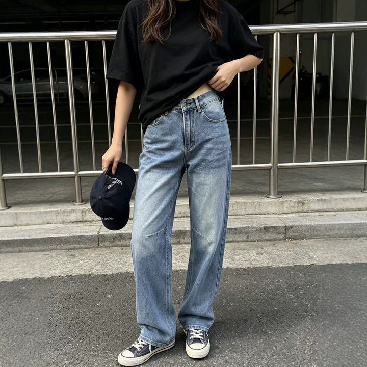 Damen hochgeschnittene weite Jeans mit geradem Bein, Knieabnähern und klassischem Five‑Pocket‑Schnitt Nord Taschen